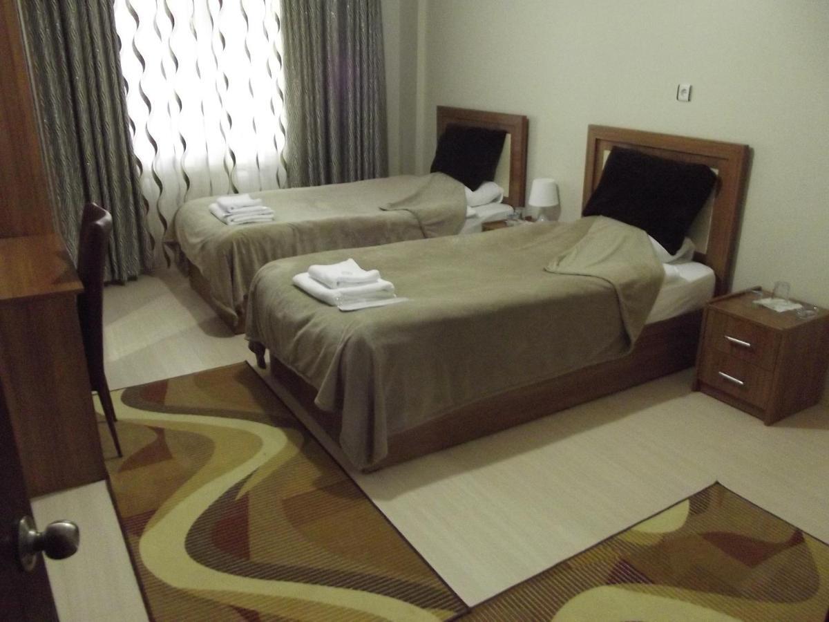 Borpark Otel Emet ภายนอก รูปภาพ